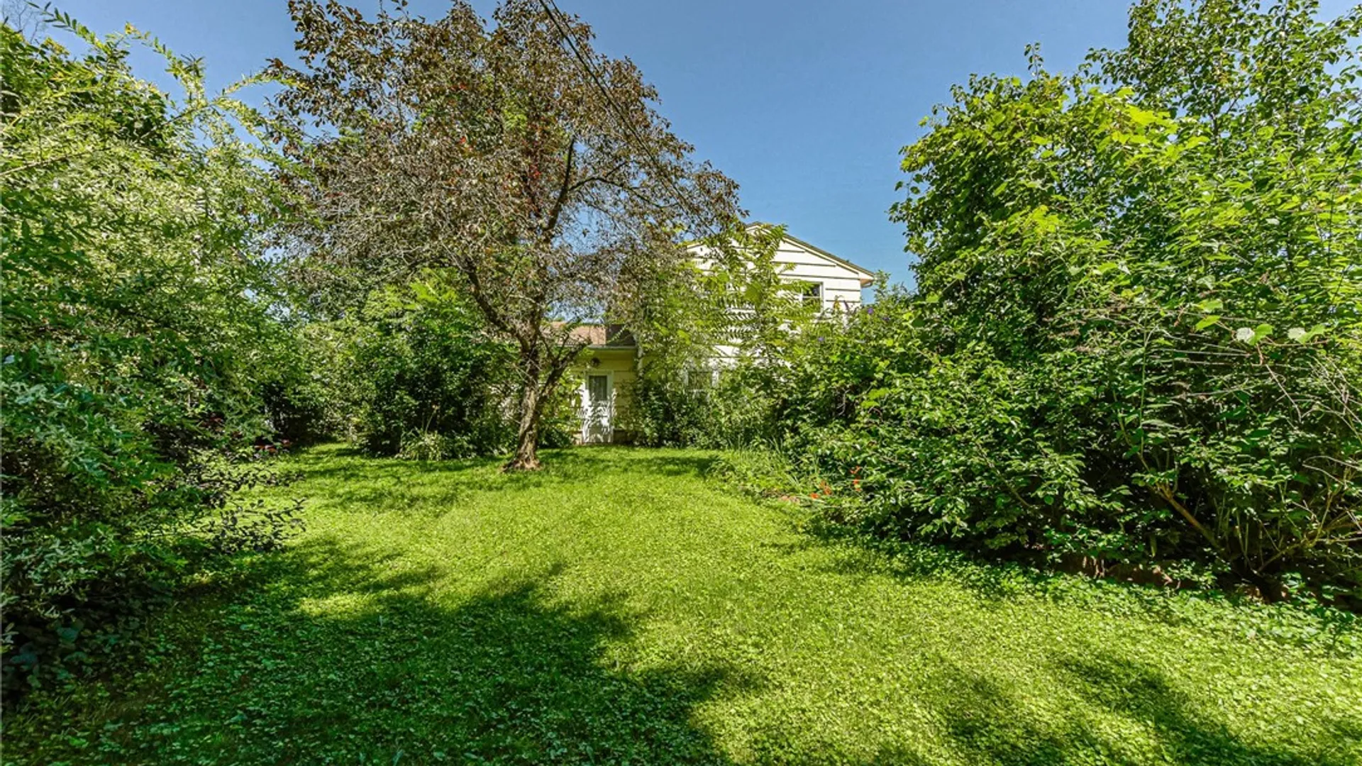 Property at 35 Lee Circle Drive, Greece, NY 14626 31