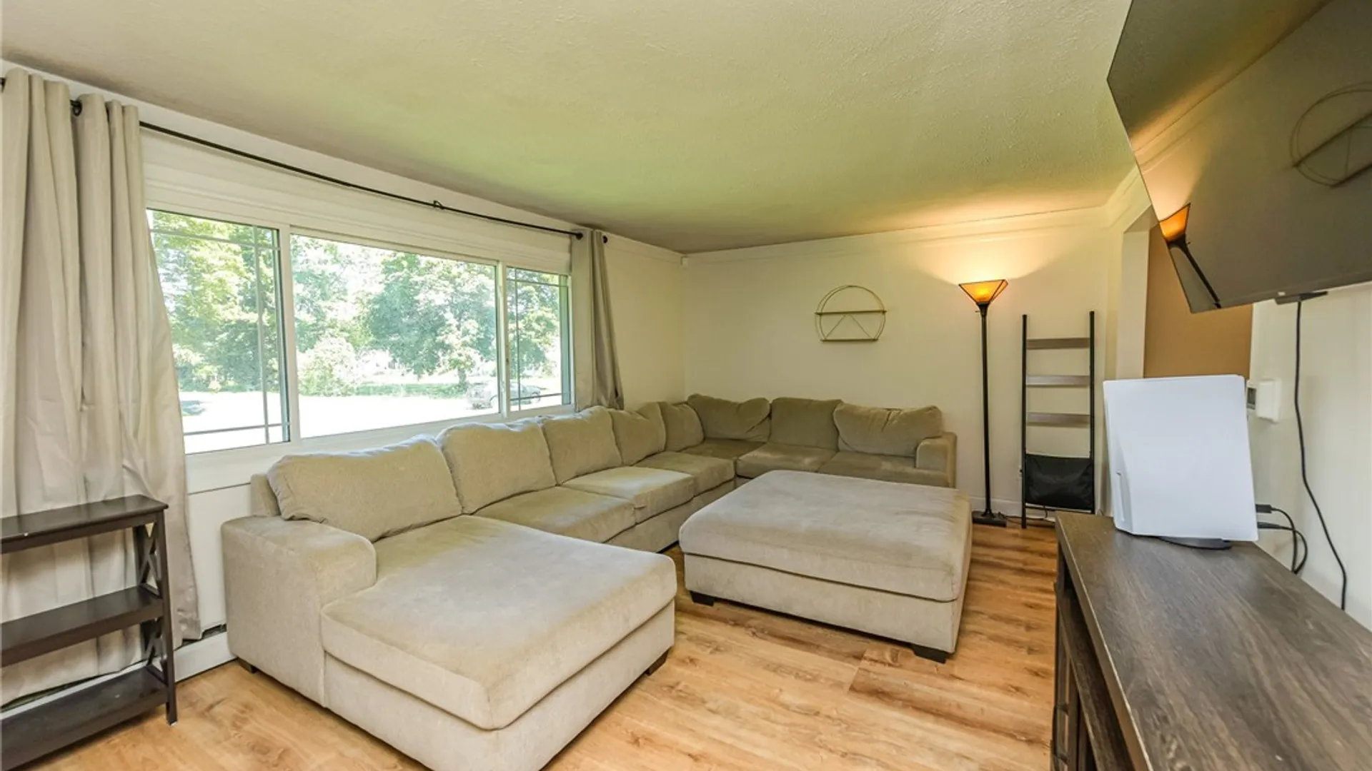 Property at 35 Lee Circle Drive, Greece, NY 14626 8