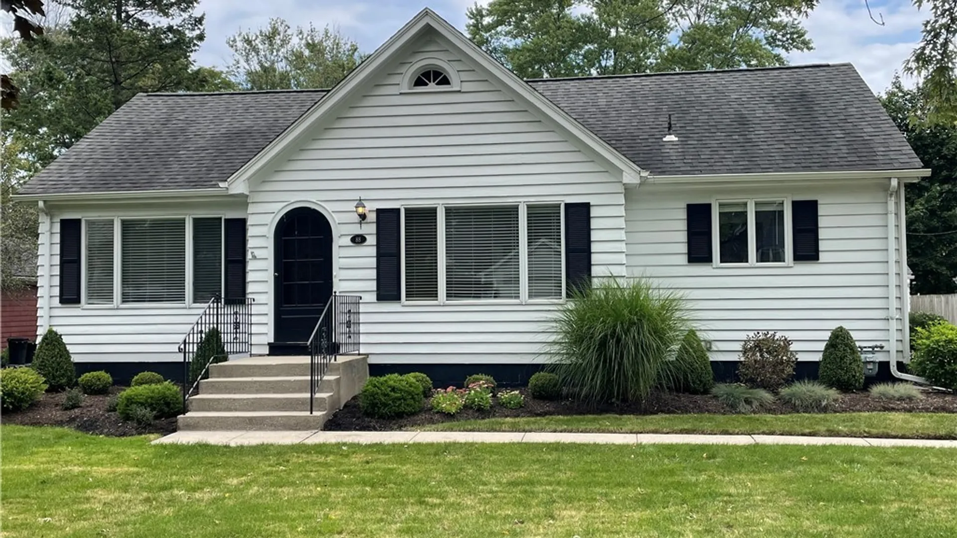 Property at 88 Royal Parkway, Amherst, NY 14221 3