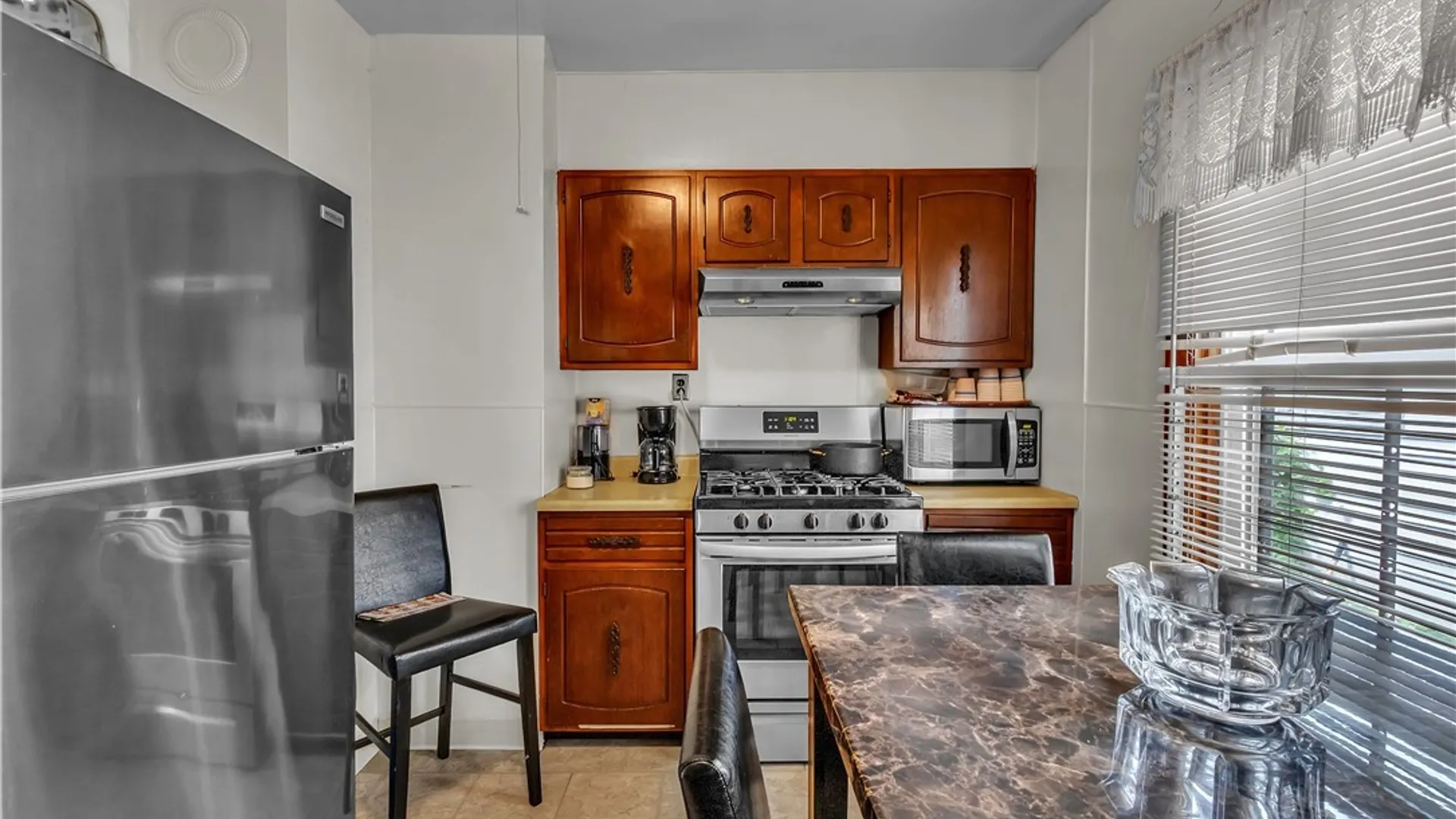 Property at 178 Hastings Avenue, Buffalo, NY 14215 15