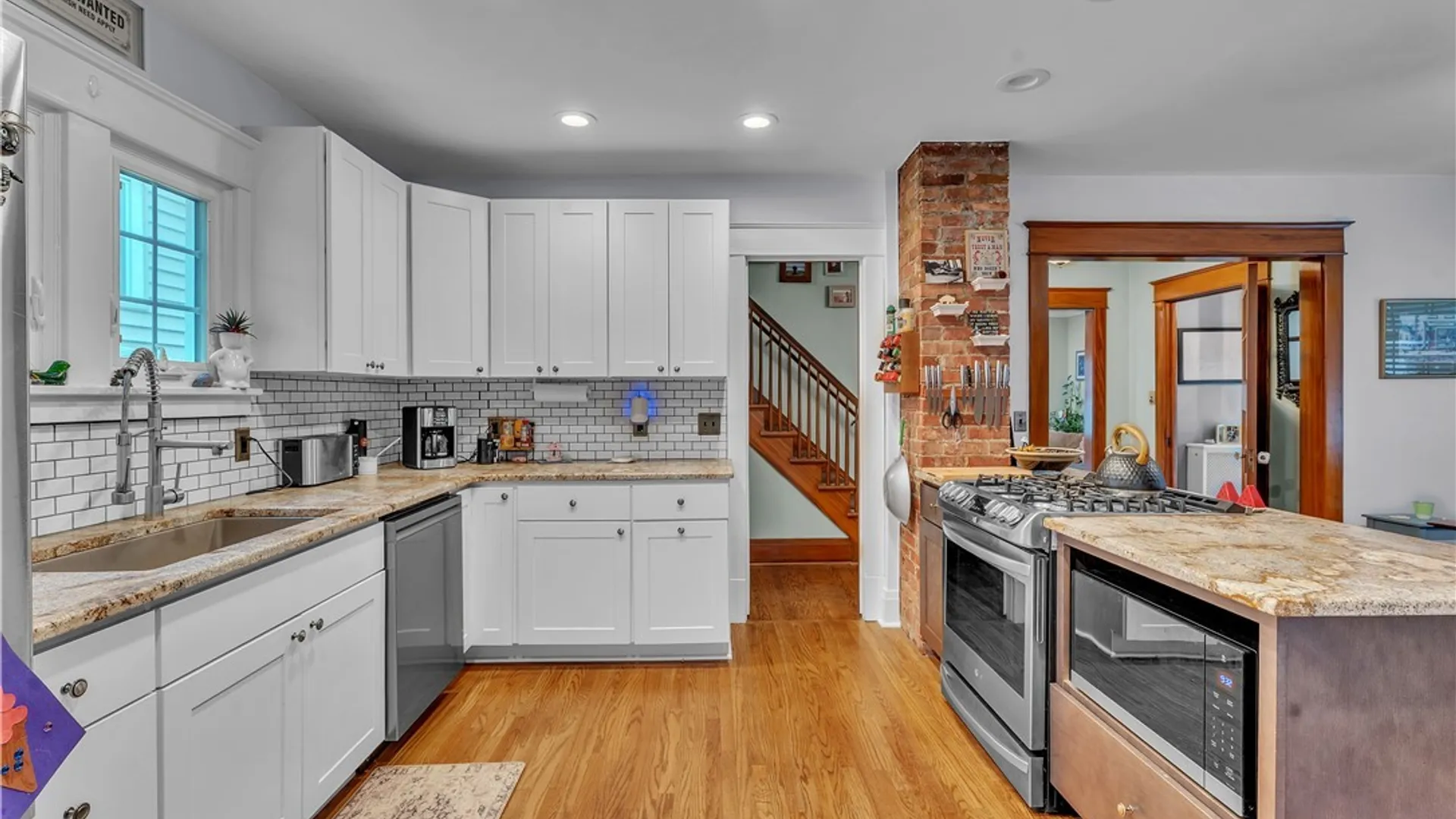 Property at 120 Capen Boulevard, Amherst, NY 14226 15