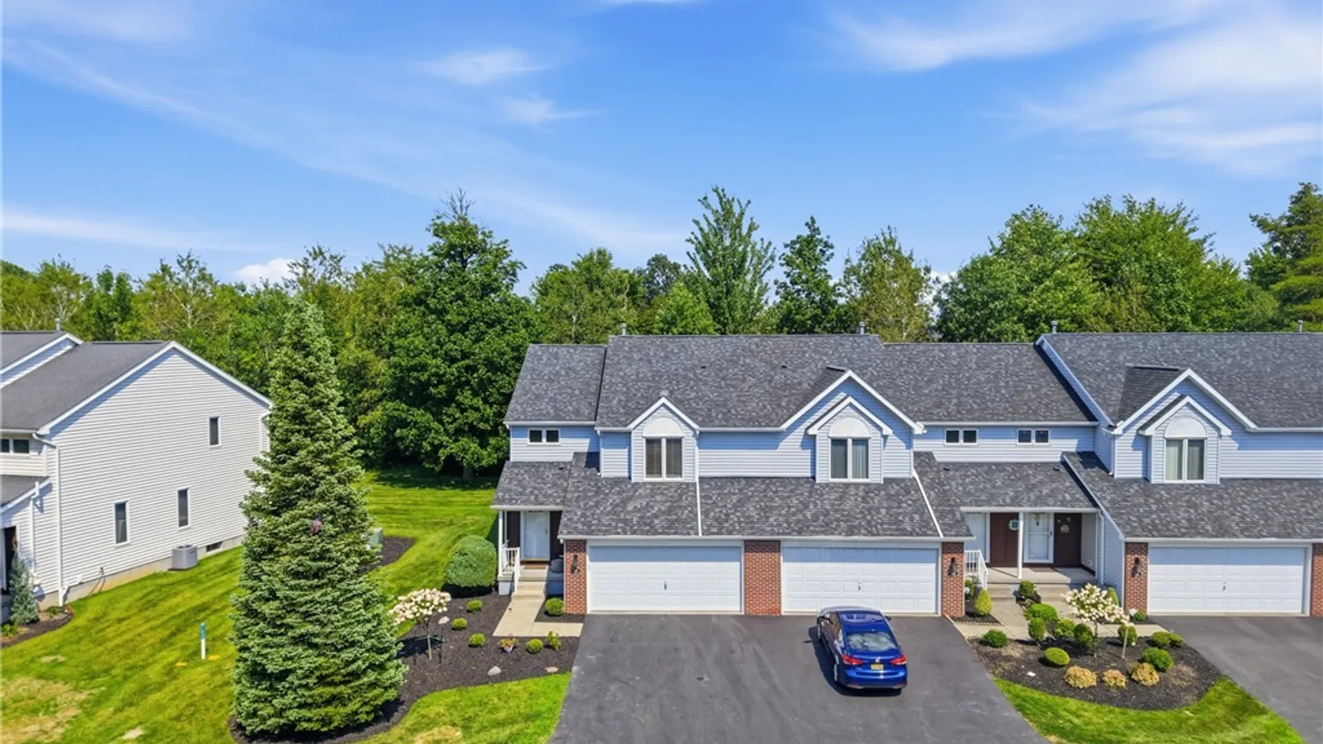 Property at 5477 Village Station Circle, Clarence, NY 14221 42