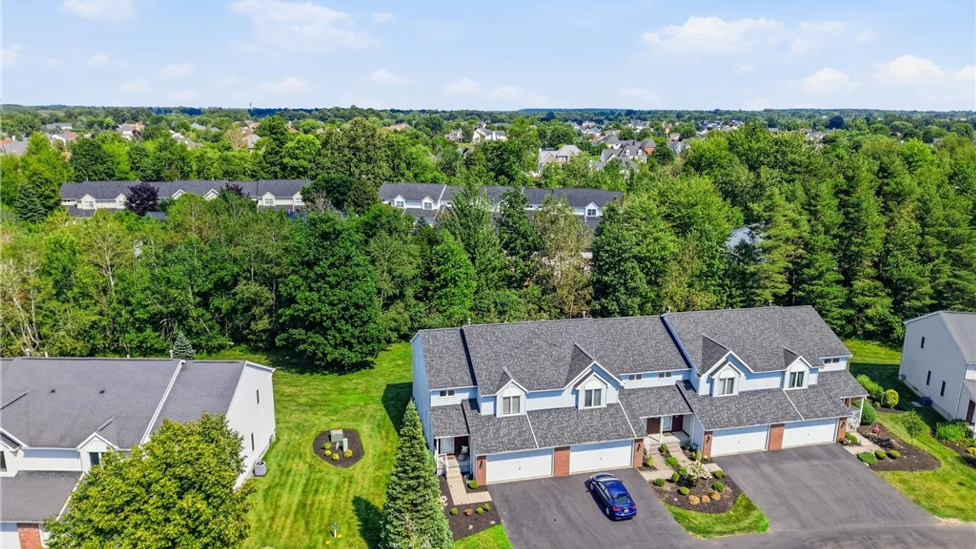 Property at 5477 Village Station Circle, Clarence, NY 14221 43
