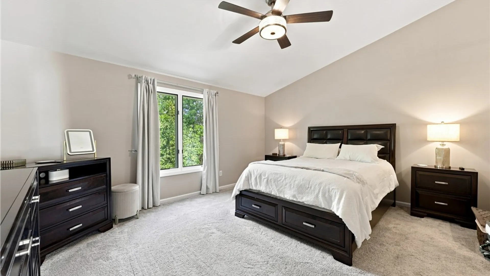 Property at 5477 Village Station Circle, Clarence, NY 14221 23