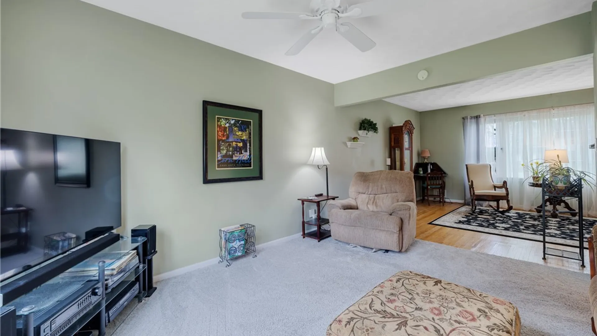 Property at 196 Orchard Park Boulevard, Irondequoit, NY 14609 13