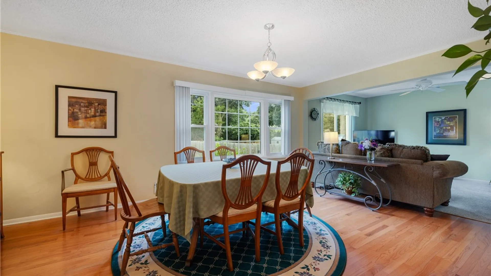 Property at 196 Orchard Park Boulevard, Irondequoit, NY 14609 17