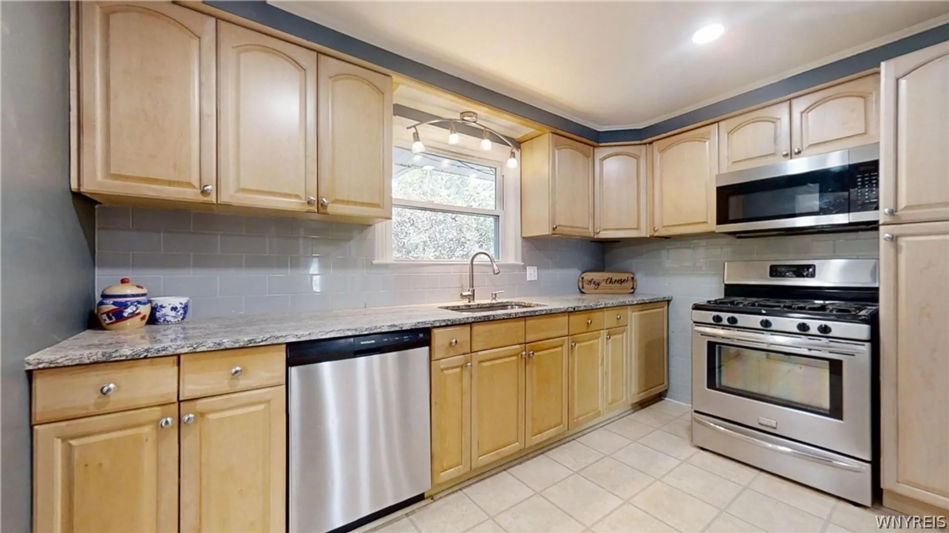 Property at 163 Park Forest Drive, Amherst, NY 14221 8