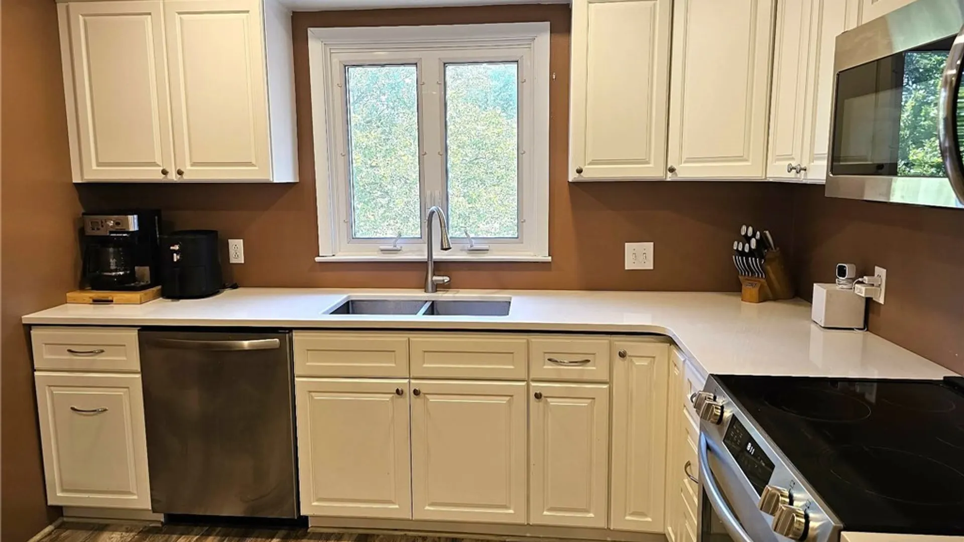 Property at 1041 Reserve Road, West Seneca, NY 14224 19