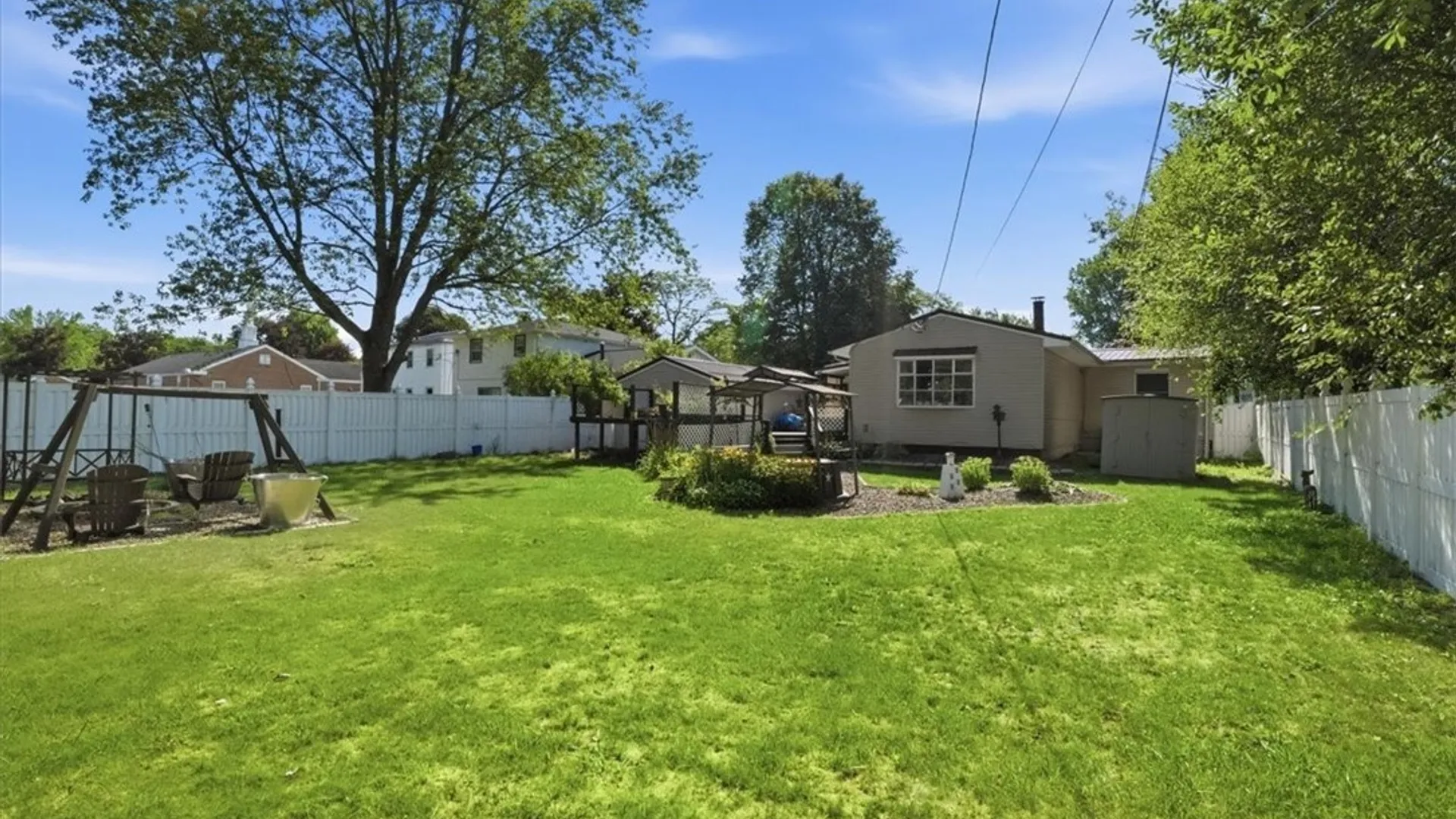 Property at 295 Bucyrus Drive, Amherst, NY 14228 39