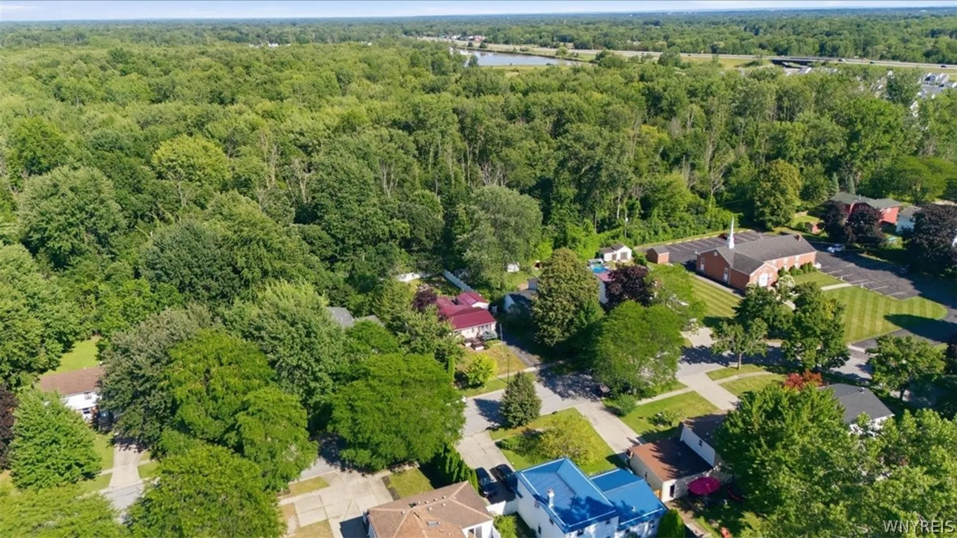 Property at 295 Bucyrus Drive, Amherst, NY 14228 43