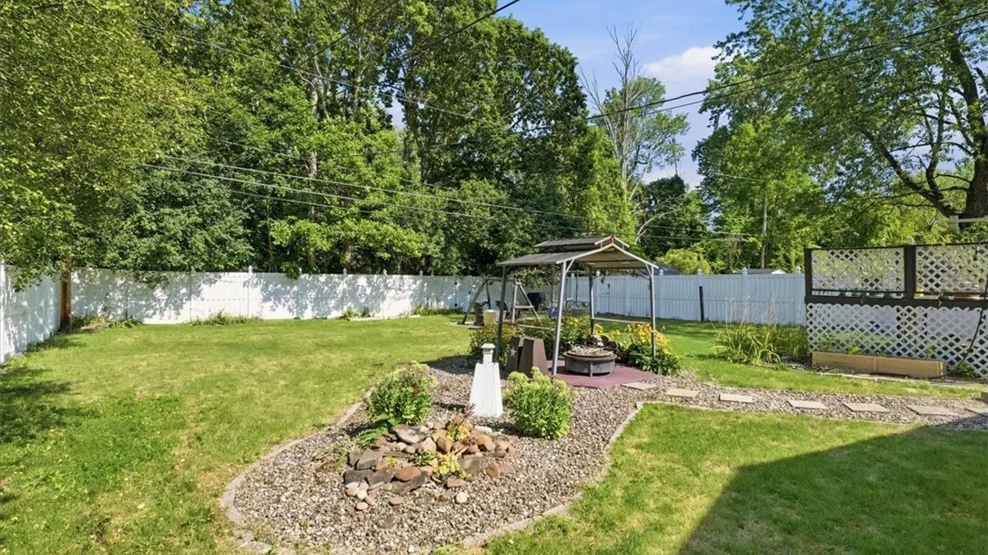 Property at 295 Bucyrus Drive, Amherst, NY 14228 38