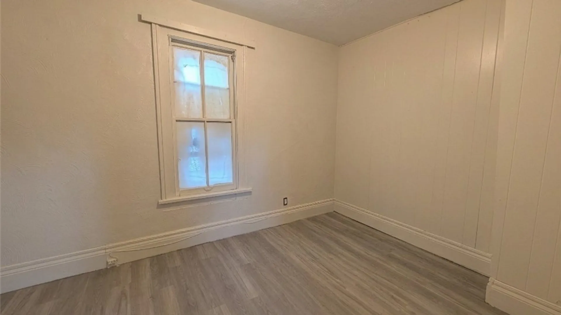 Property at 616 7th Ave (lower), Niagara Falls, NY 14301 11