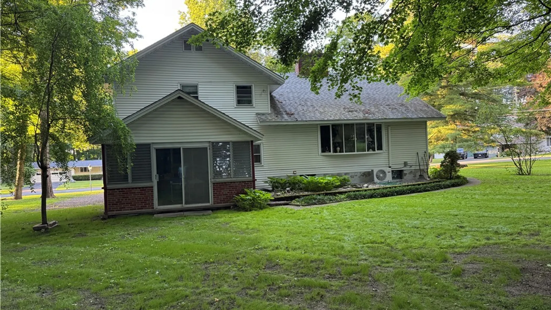 Property at 202 Windcrest Drive, Camillus, NY 13031 4