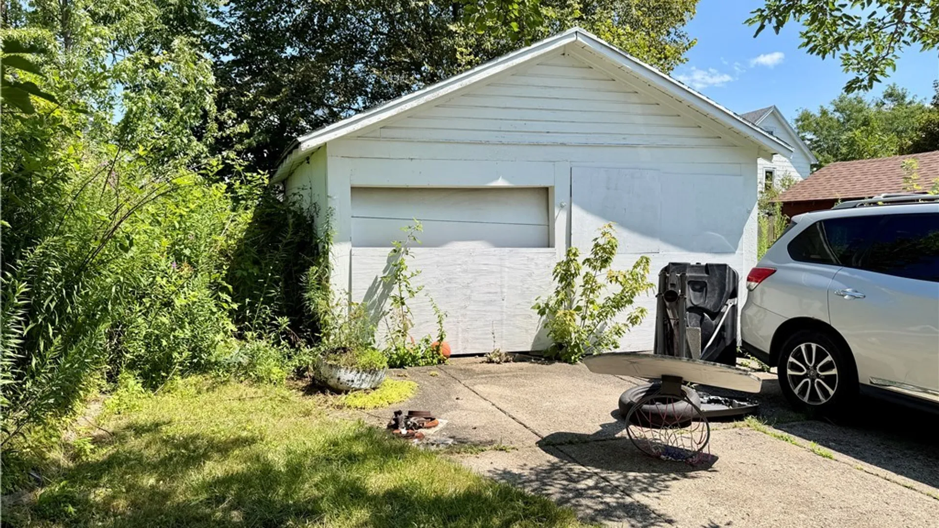 Property at 315 Cornwall Avenue, Buffalo, NY 14215 4