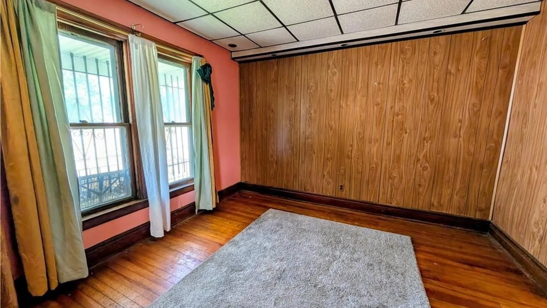 Property at 325 Box Avenue, Buffalo, NY 14211 6