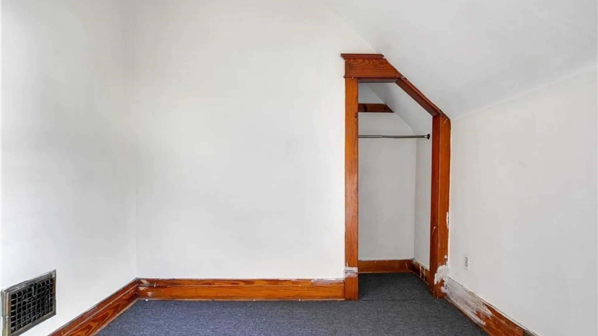 Property at 129 Roma Avenue, Buffalo, NY 14215 27