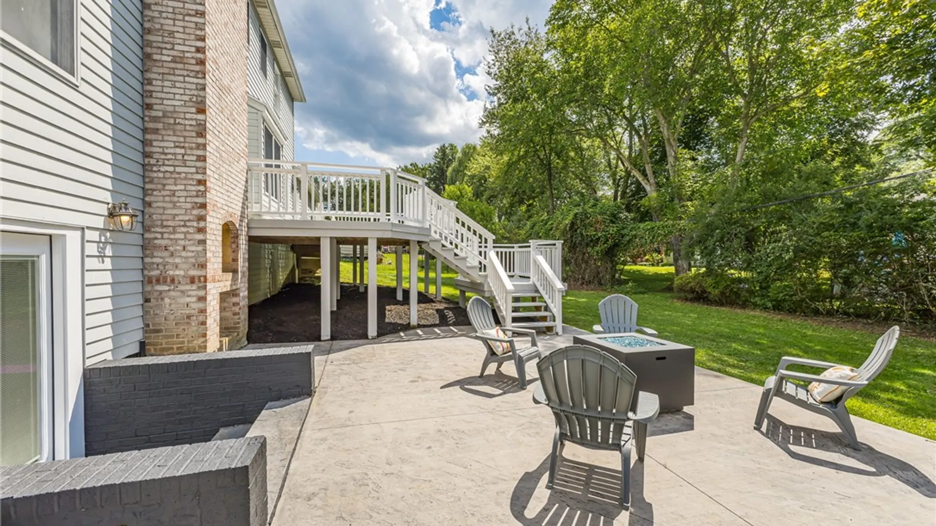 Property at 36 Pebble Creek Lane, Pittsford, NY 14534 43