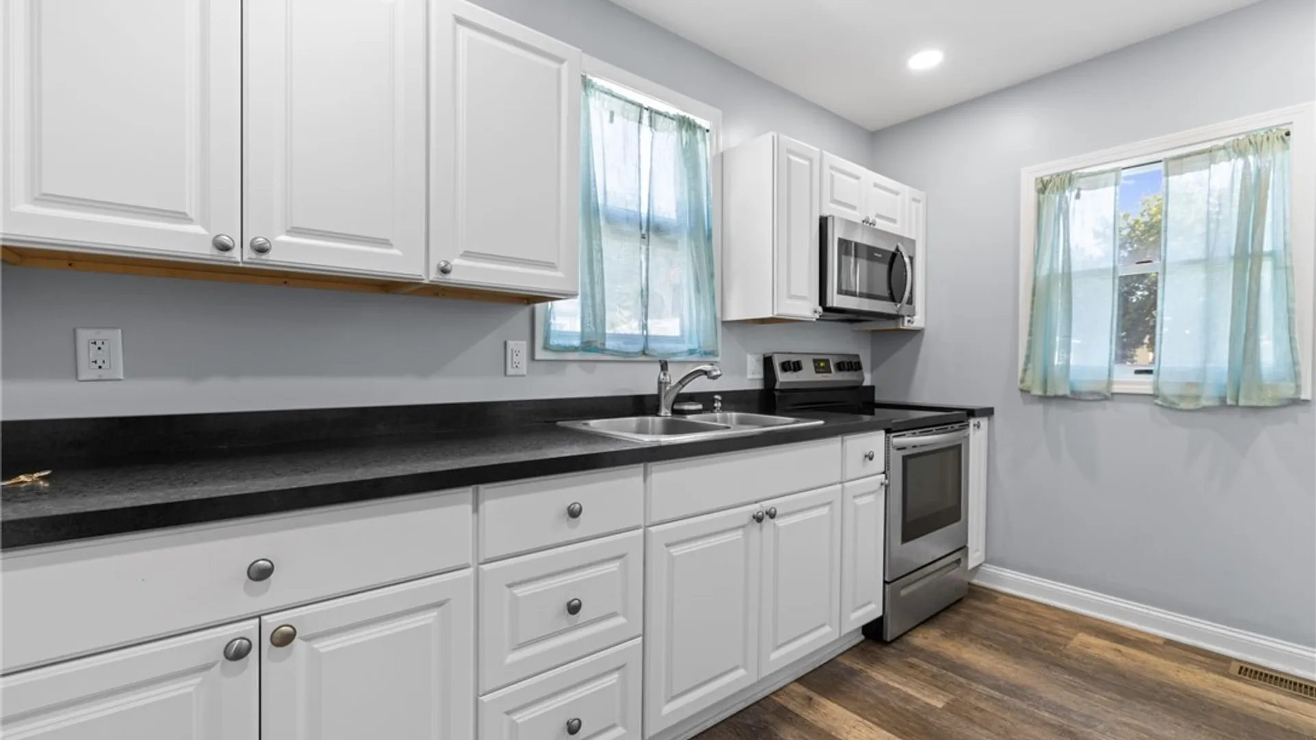 Property at 88 Bradford Street, Auburn, NY 13021 14