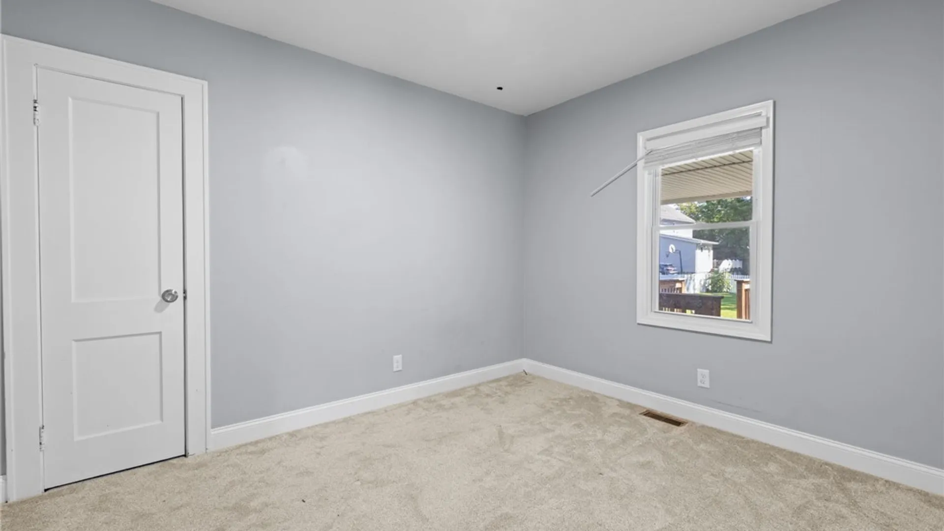 Property at 88 Bradford Street, Auburn, NY 13021 18