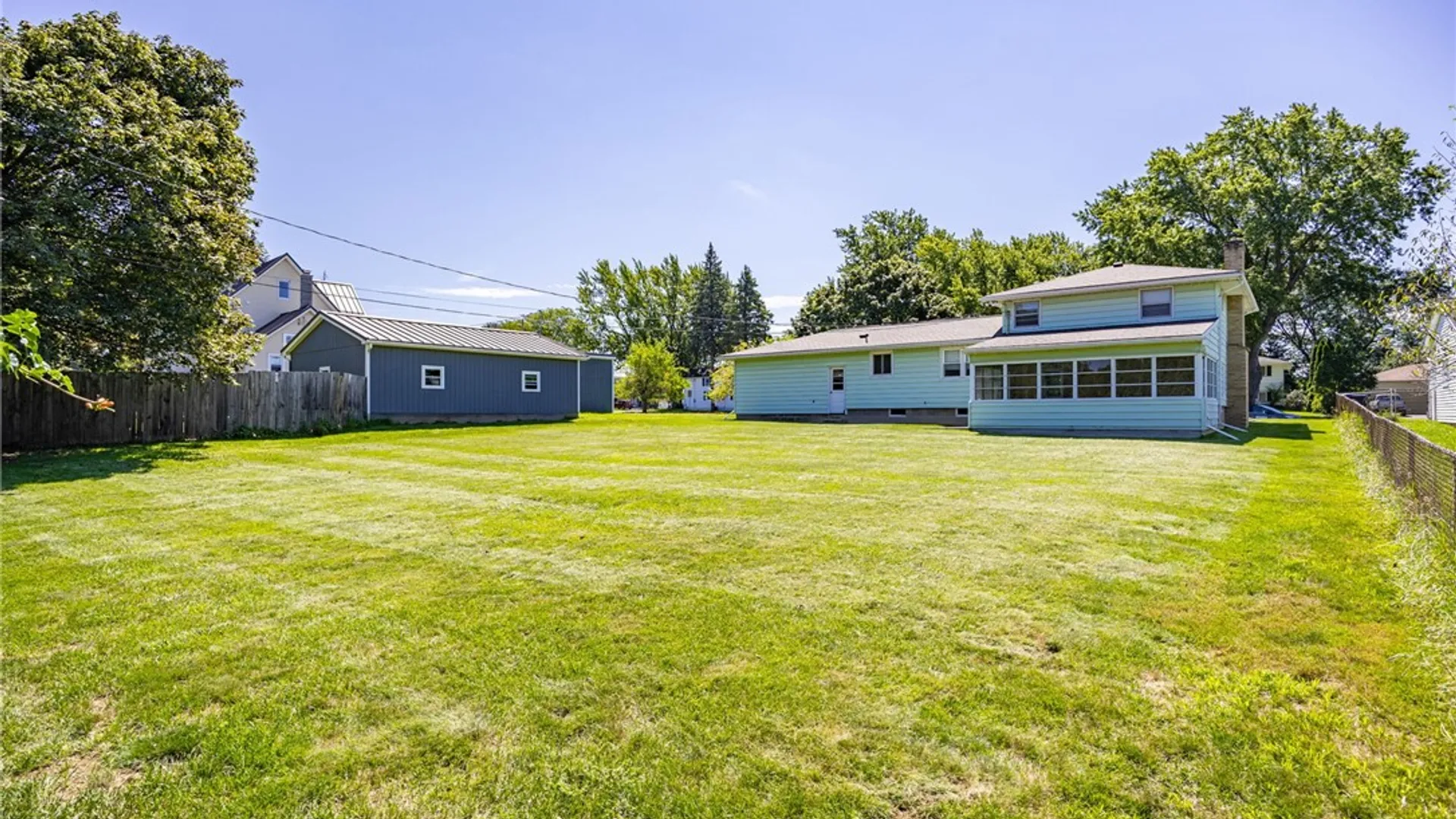Property at 90 Oakbend Lane, Irondequoit, NY 14617 8
