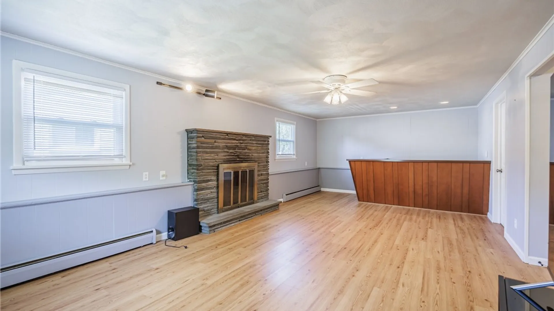Property at 90 Oakbend Lane, Irondequoit, NY 14617 16