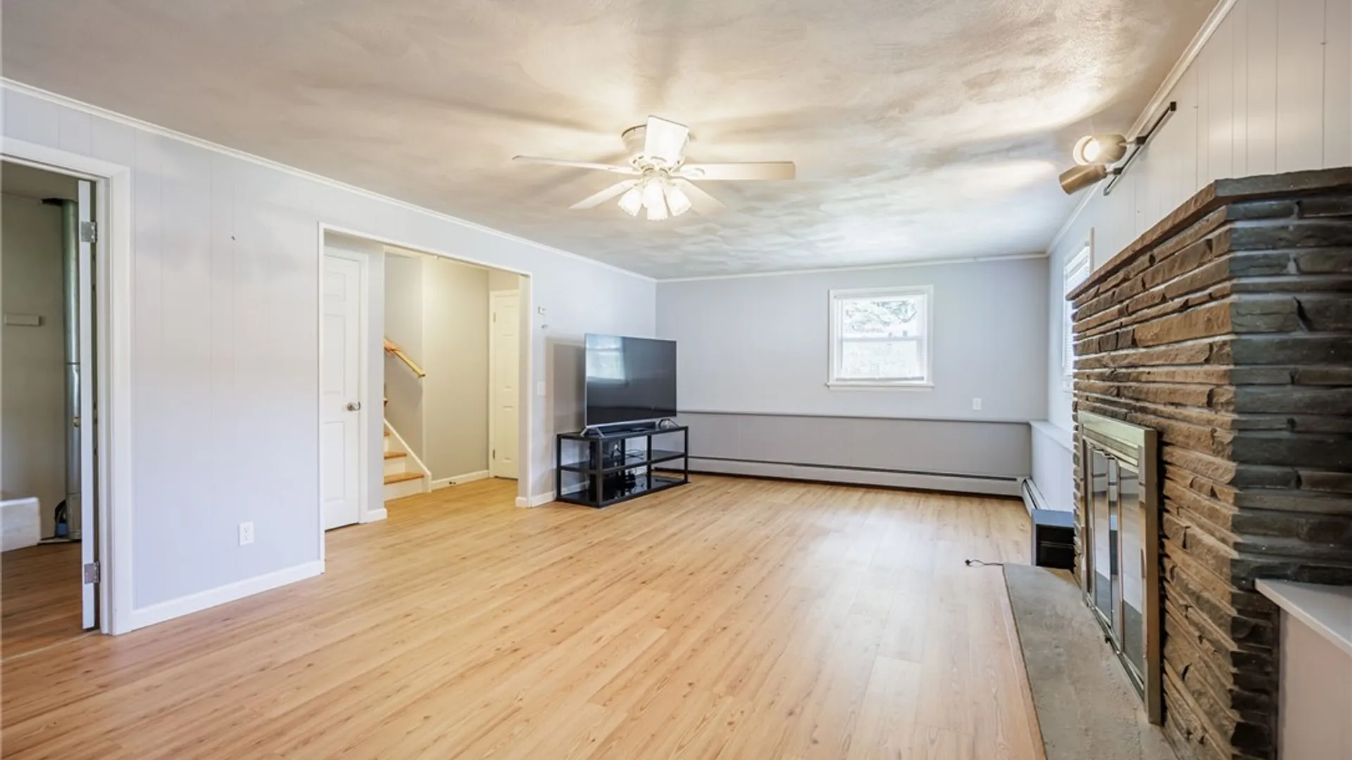Property at 90 Oakbend Lane, Irondequoit, NY 14617 20