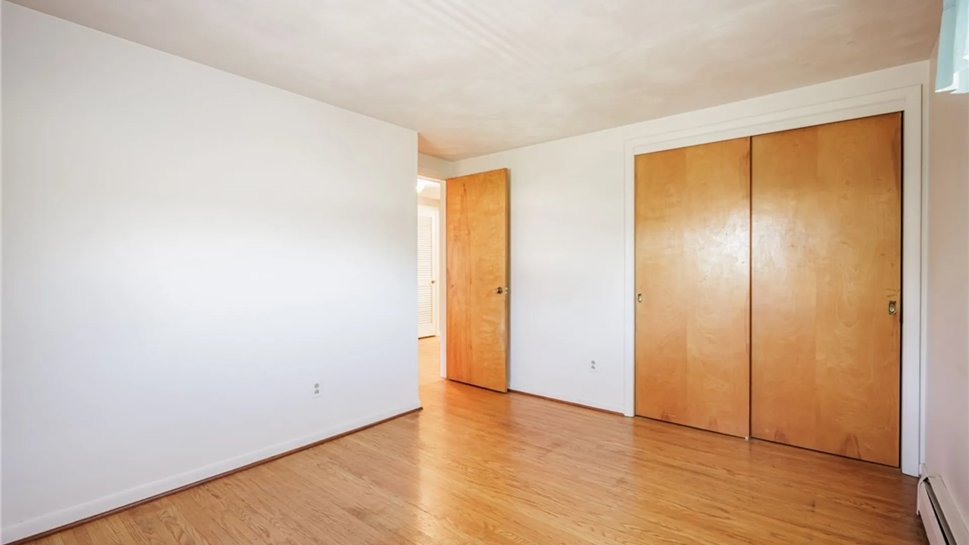 Property at 90 Oakbend Lane, Irondequoit, NY 14617 32