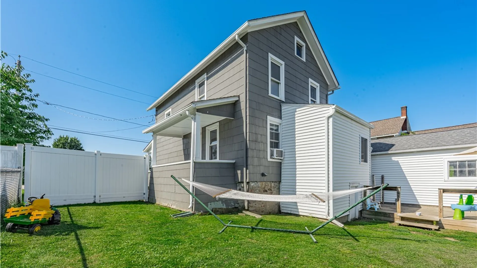 Property at 37 Park Avenue, Royalton, NY 14105 25