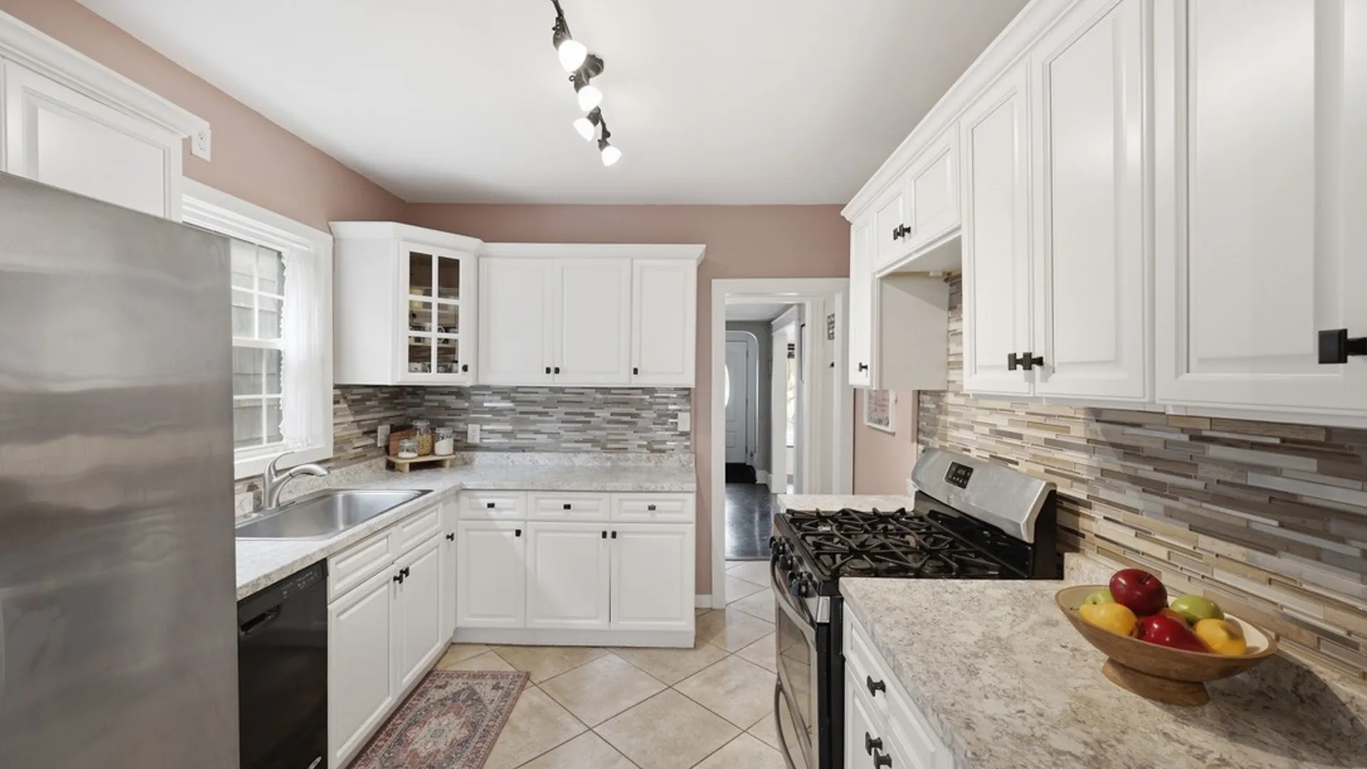 Property at 32 Euclid Avenue, Tonawanda, NY 14217 17