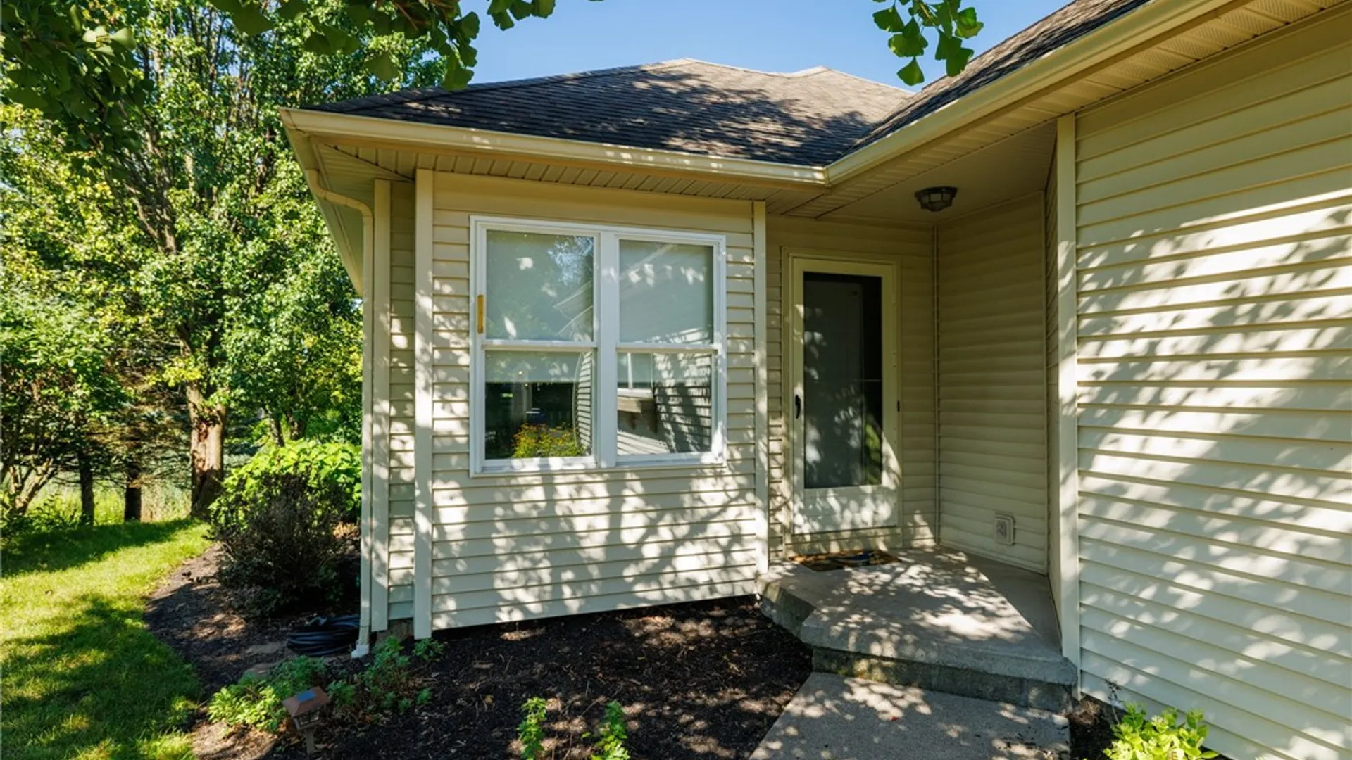 Property at 3179 Fairway 5 Street, Macedon, NY 14568 3