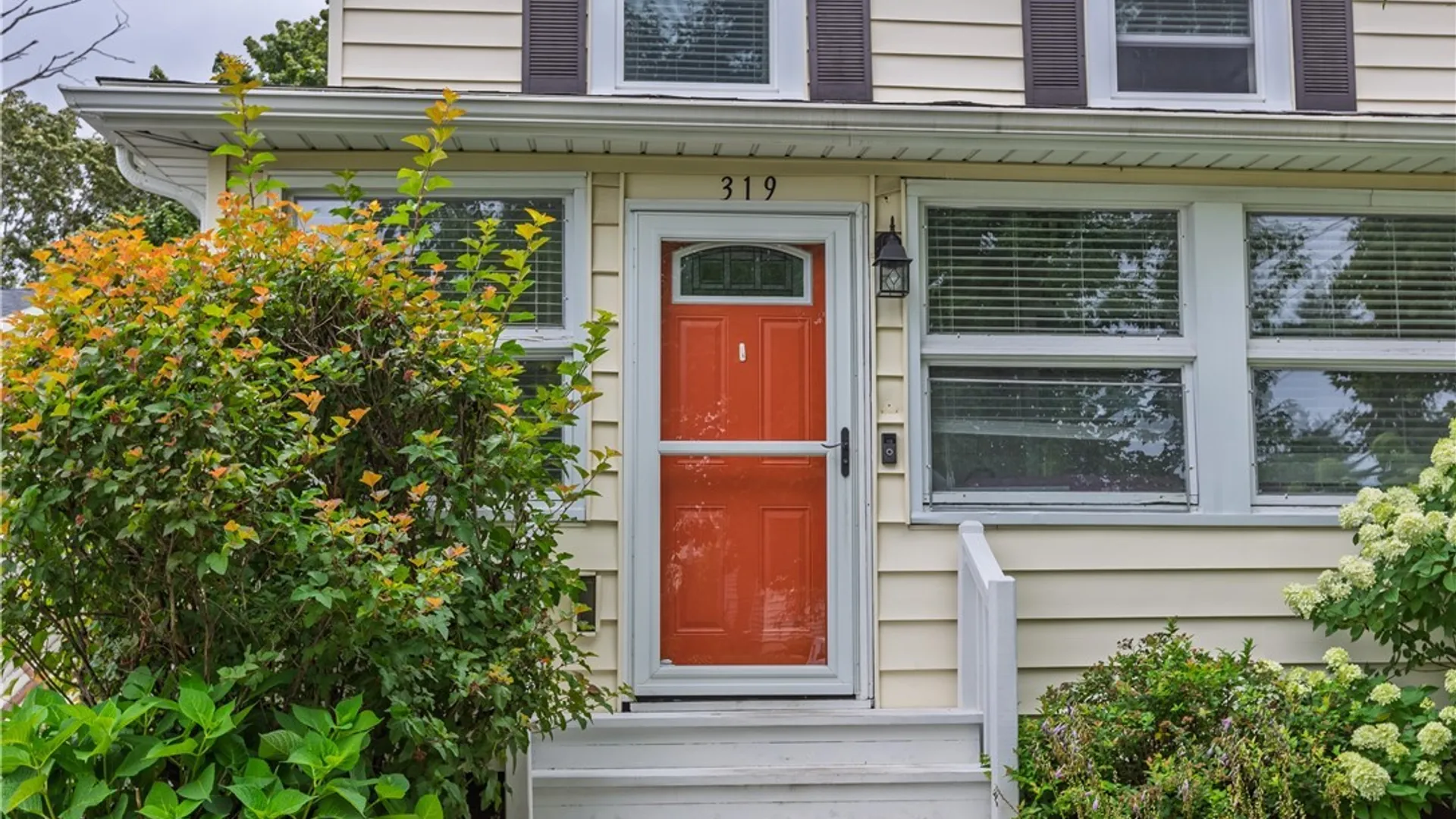 Property at 319 Ridgewood Drive, Syracuse, NY 13206 4