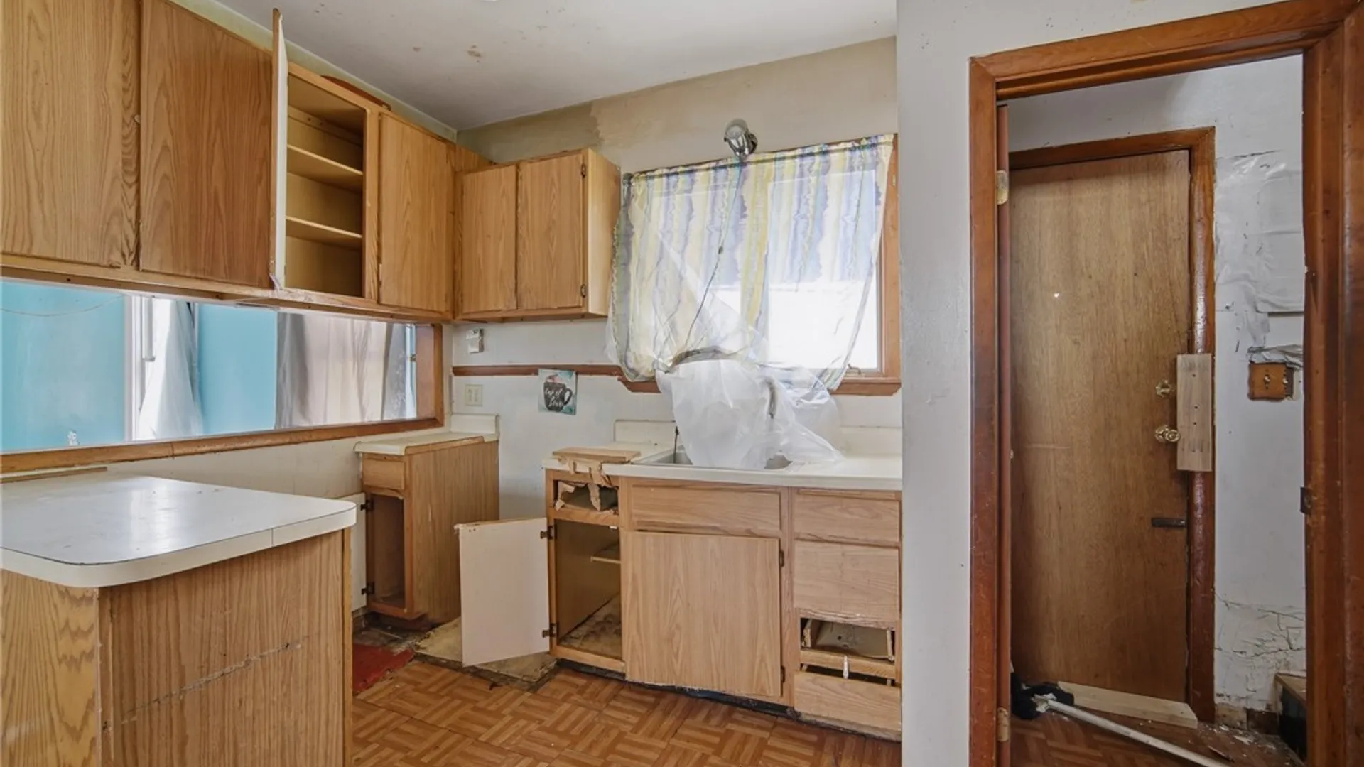 Property at 111 Lawrence Street, Syracuse, NY 13208 4