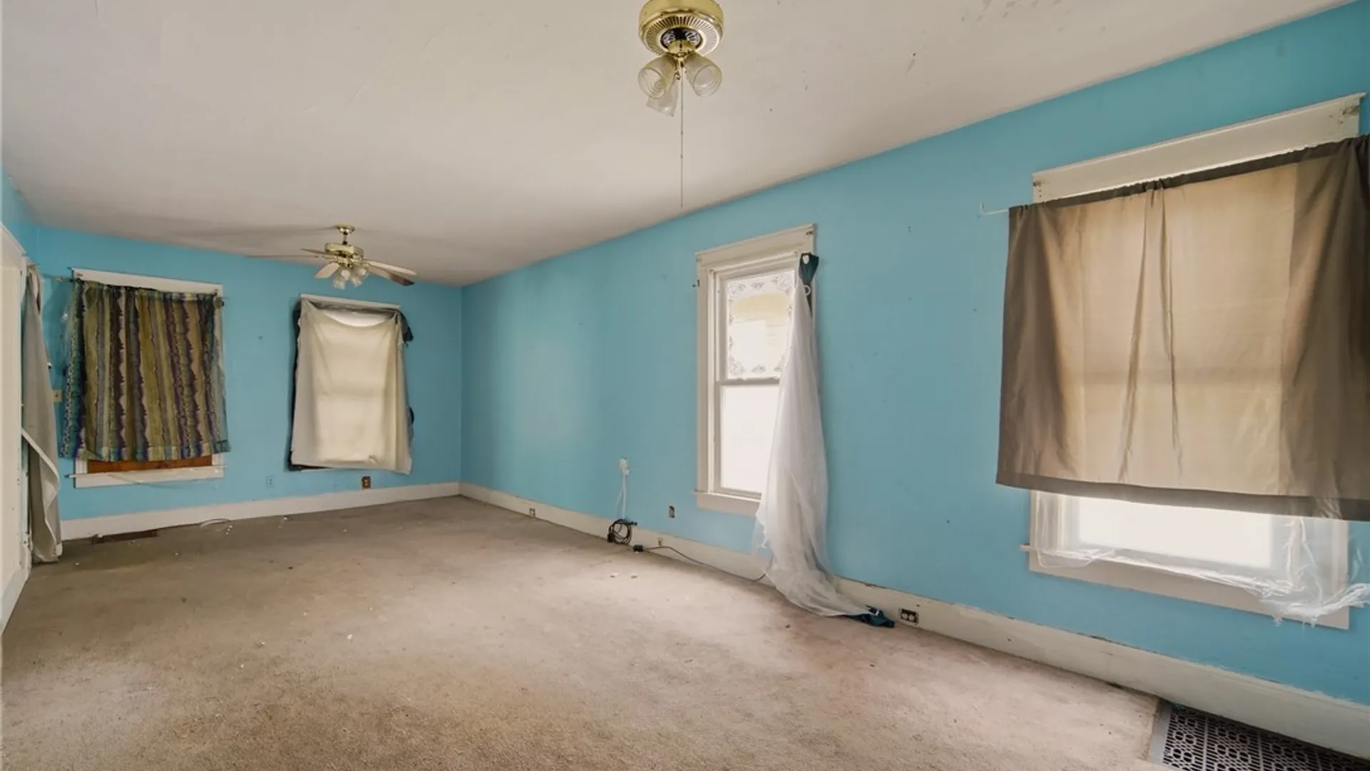 Property at 111 Lawrence Street, Syracuse, NY 13208 9