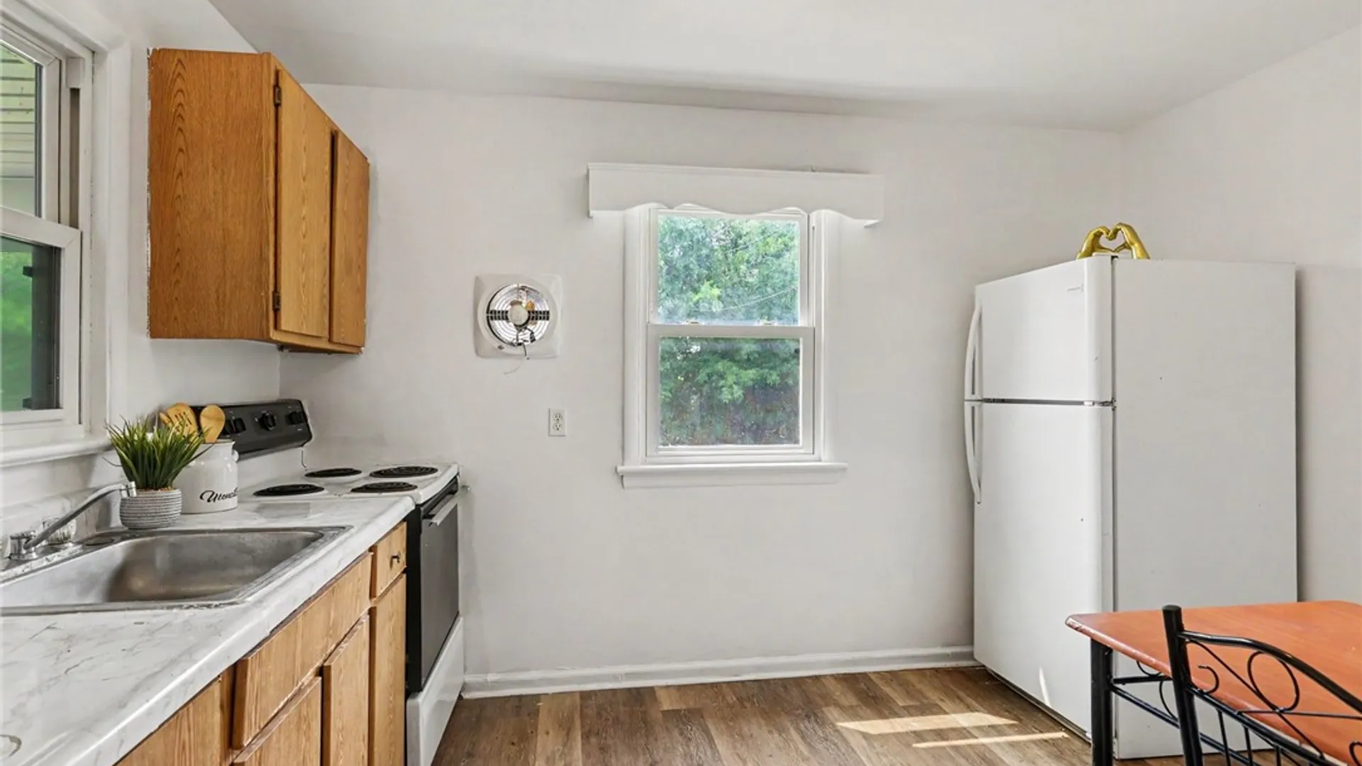 Property at 1709 South Avenue, Rochester, NY 14620 5