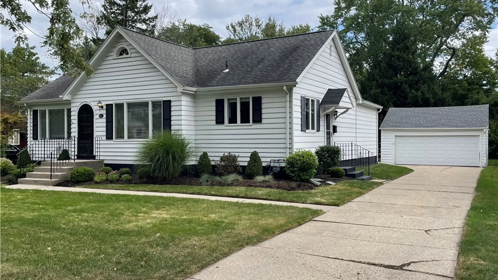 Property at 88 Royal Parkway, Amherst, NY 14221 3