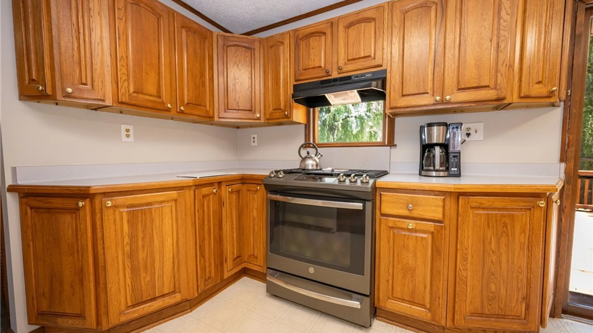 Property at 9395 Upton Road, Batavia, NY 14020 16