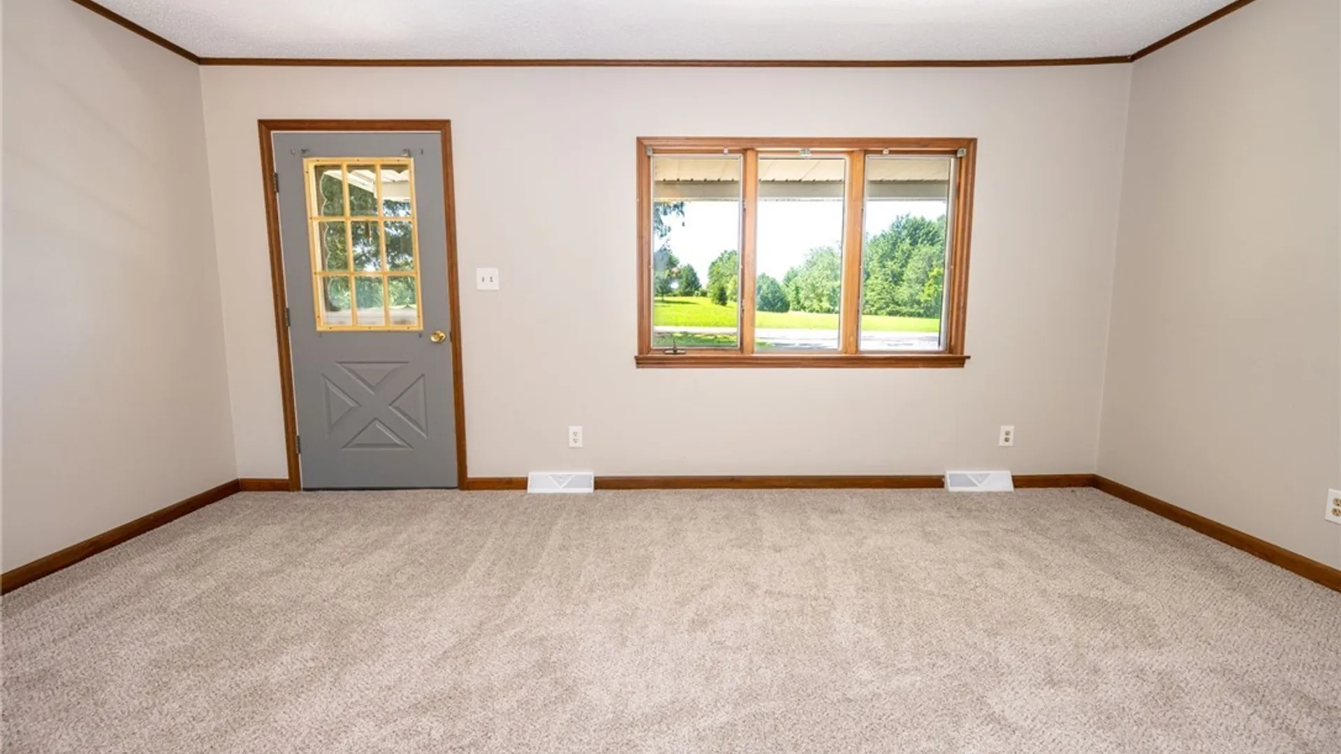 Property at 9395 Upton Road, Batavia, NY 14020 20