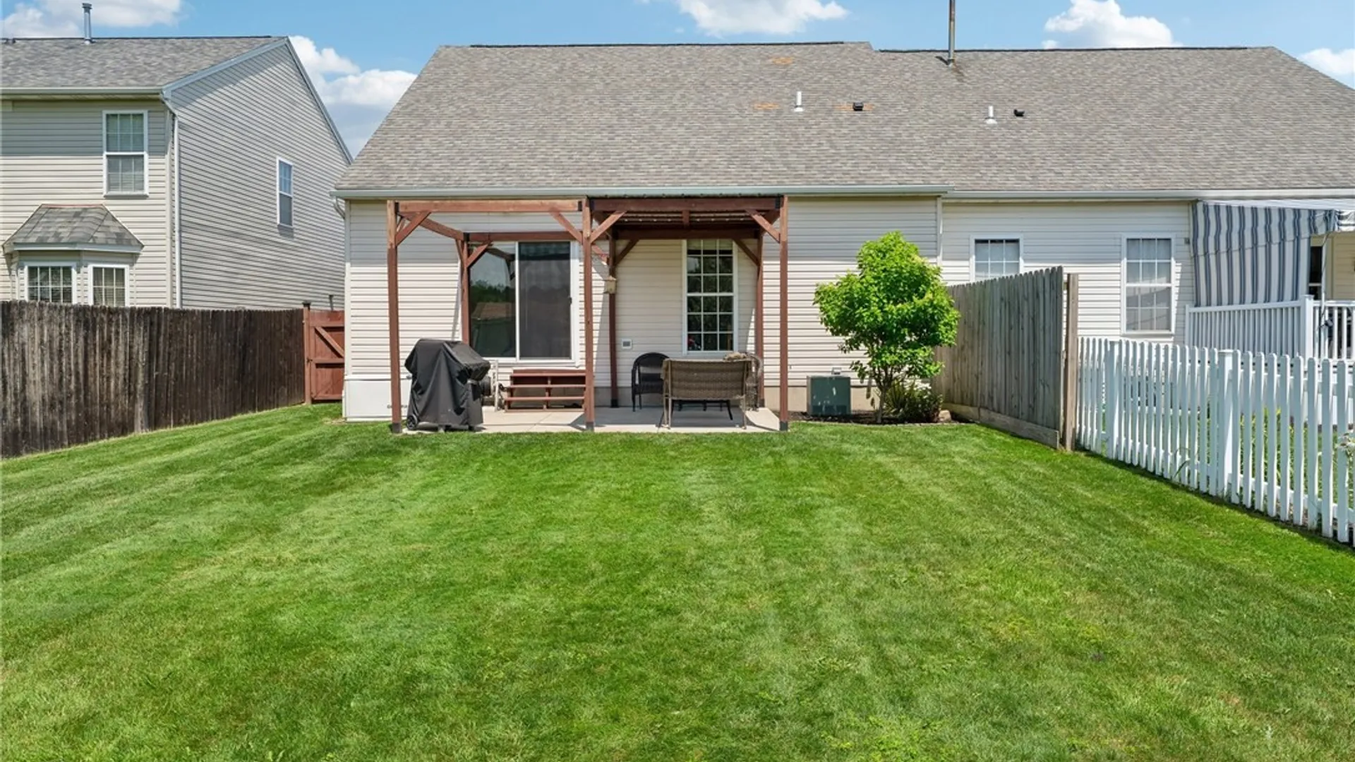 Property at 71 Carla Lane, West Seneca, NY 14224 39