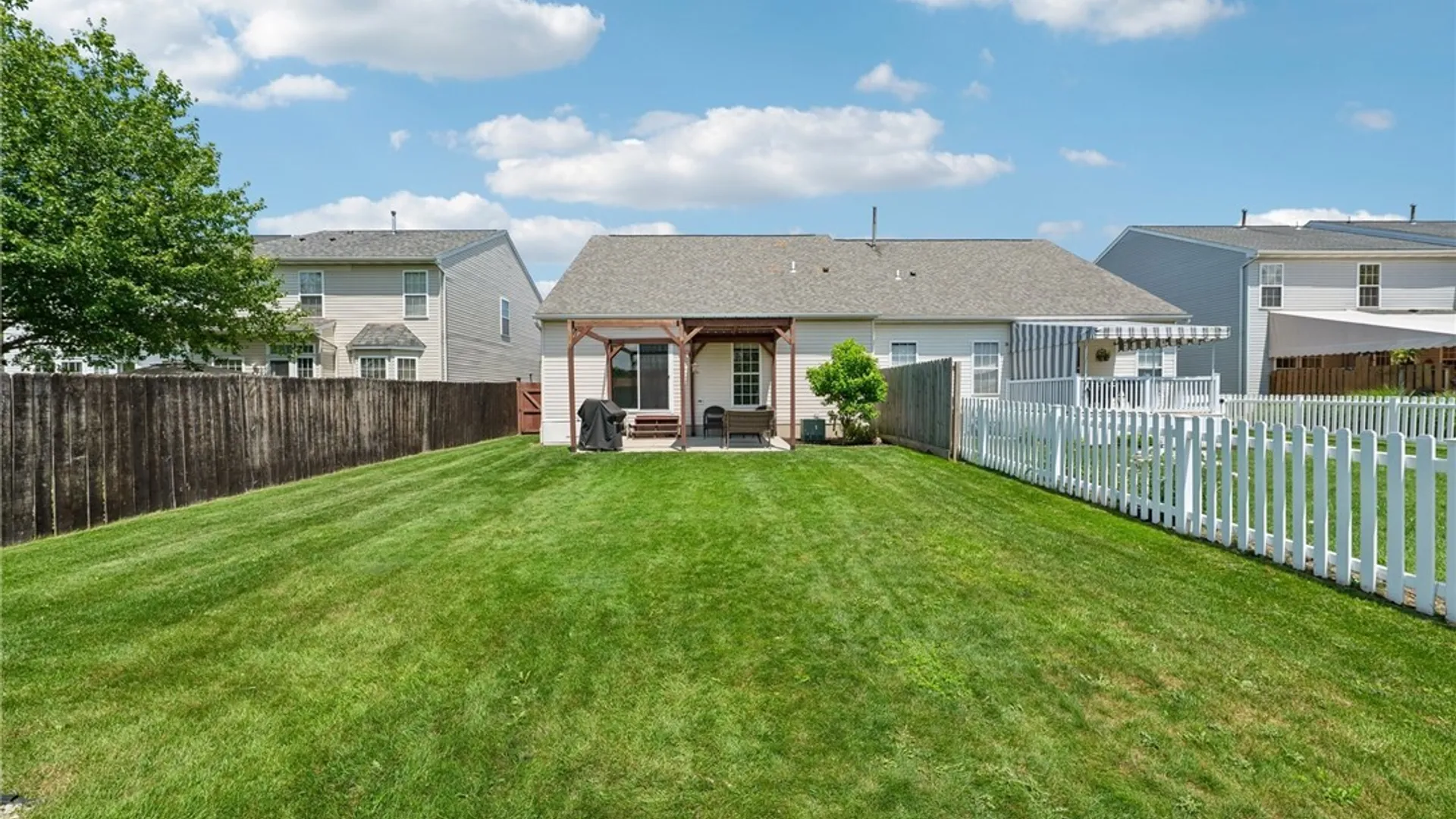 Property at 71 Carla Lane, West Seneca, NY 14224 40