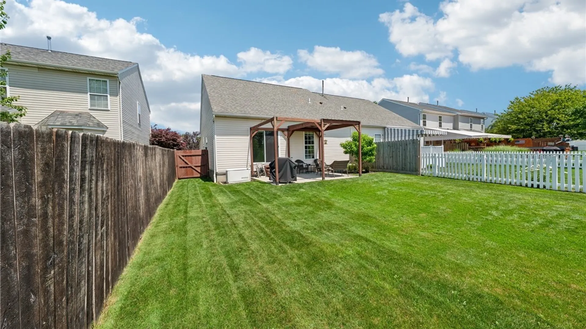 Property at 71 Carla Lane, West Seneca, NY 14224 41