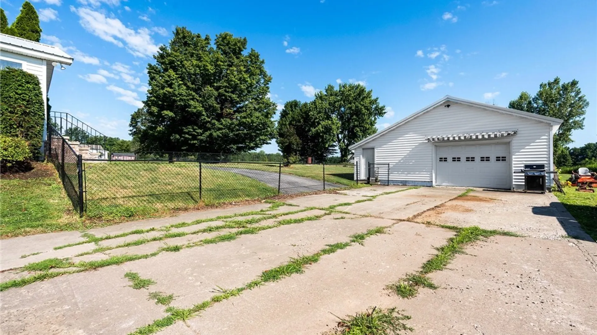 Property at 709 State Route 176, Granby, NY 13069 32