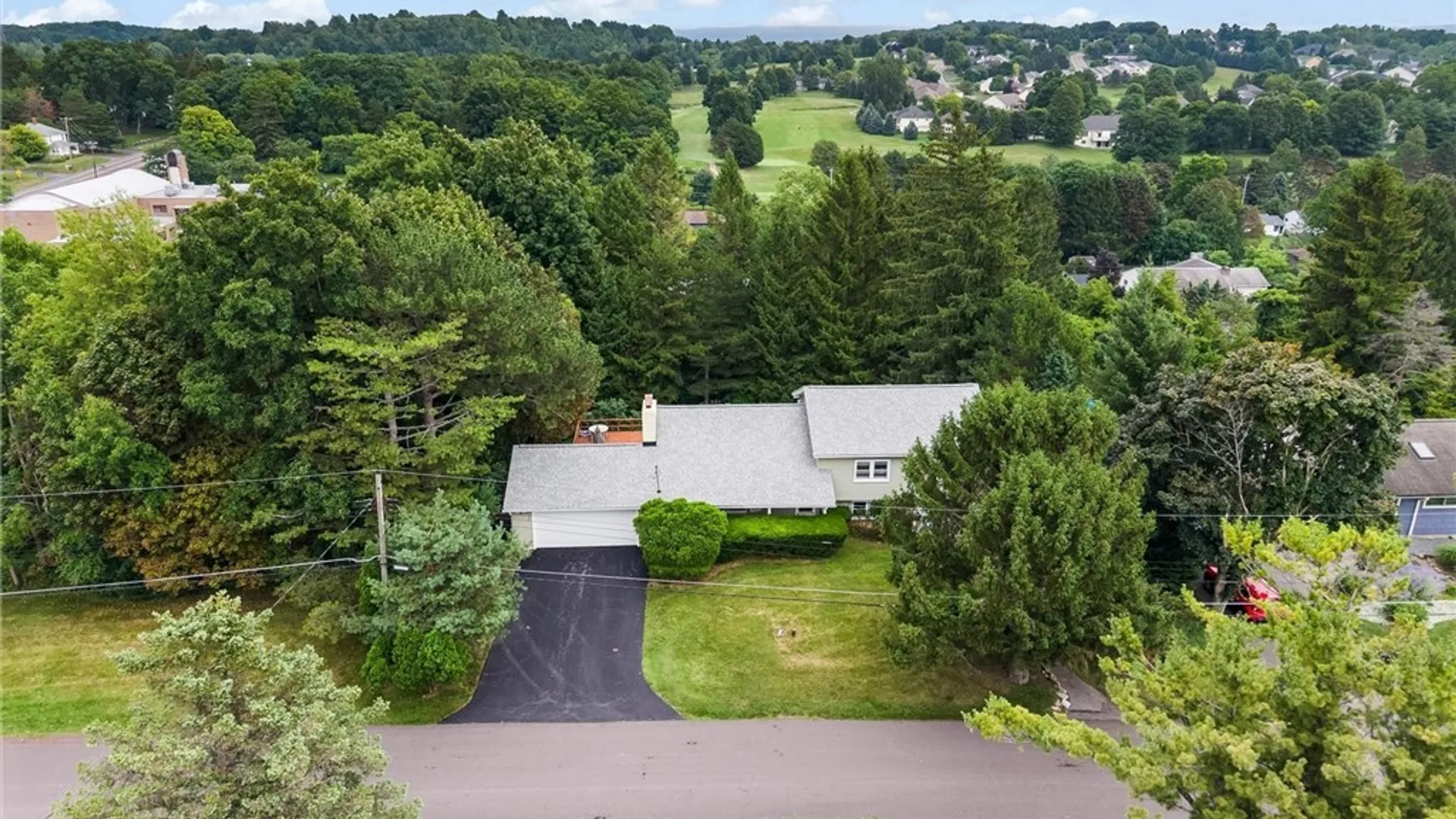 Property at 302 Erregger Road, DeWitt, NY 13224 5