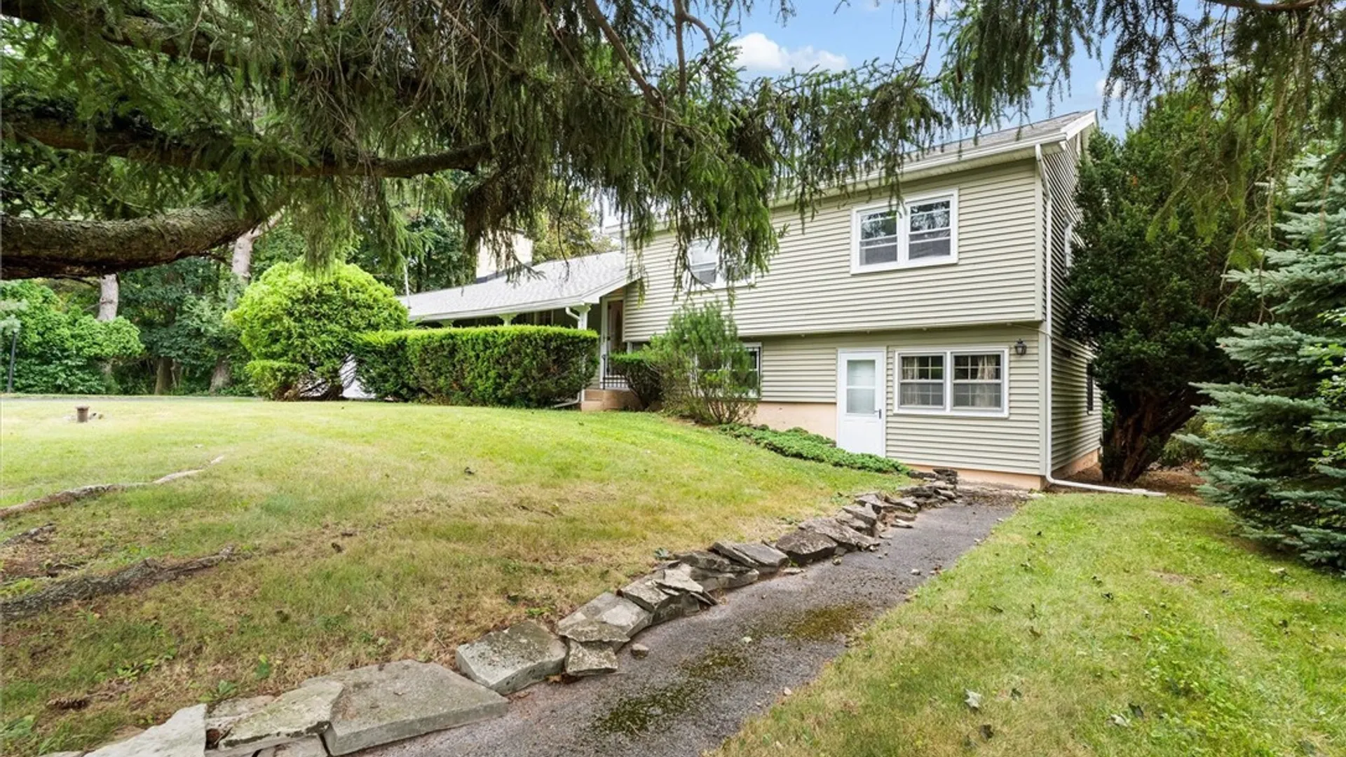 Property at 302 Erregger Road, DeWitt, NY 13224 9
