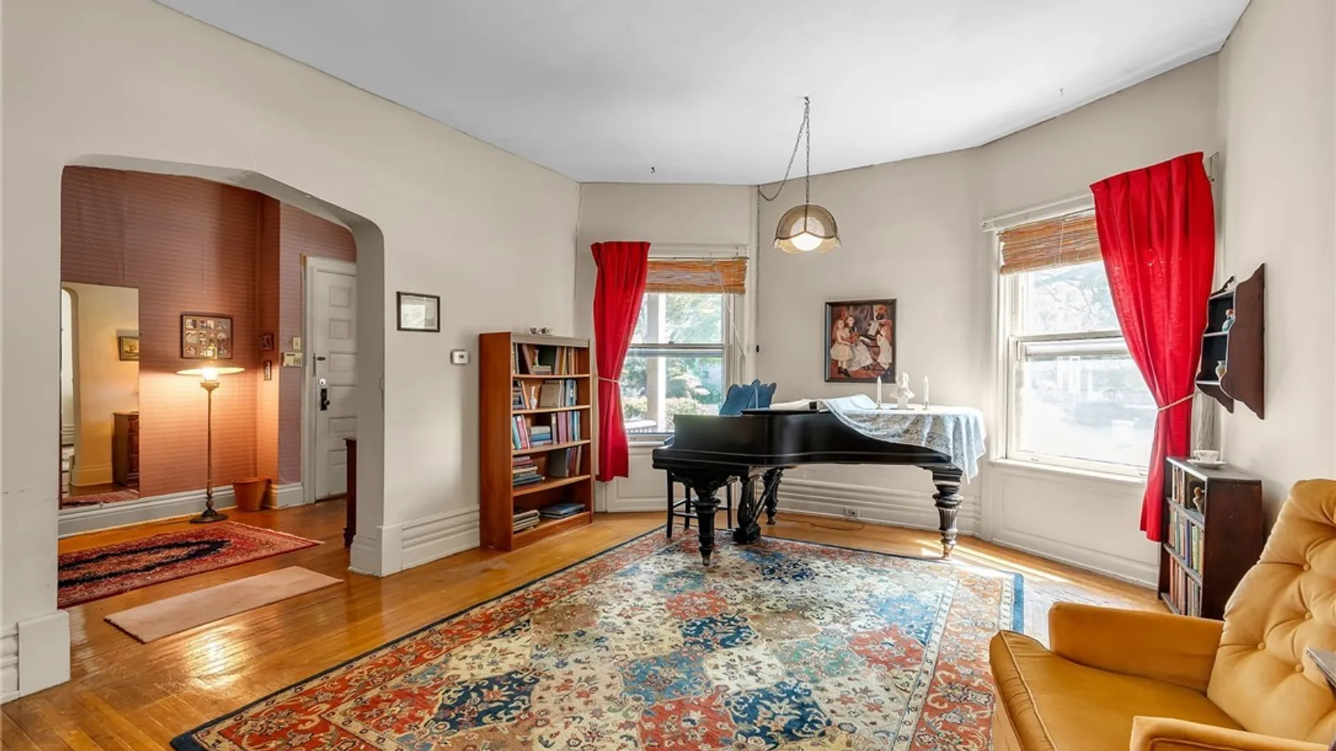 Property at 524 Norwood Avenue, Buffalo, NY 14222 5