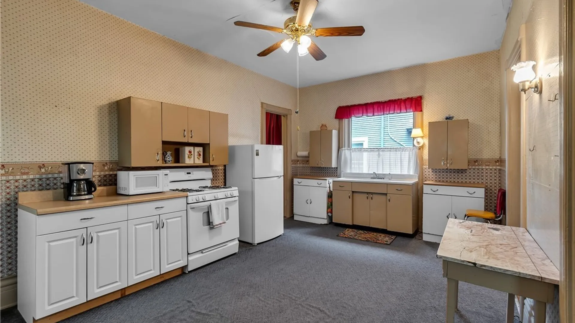 Property at 524 Norwood Avenue, Buffalo, NY 14222 11