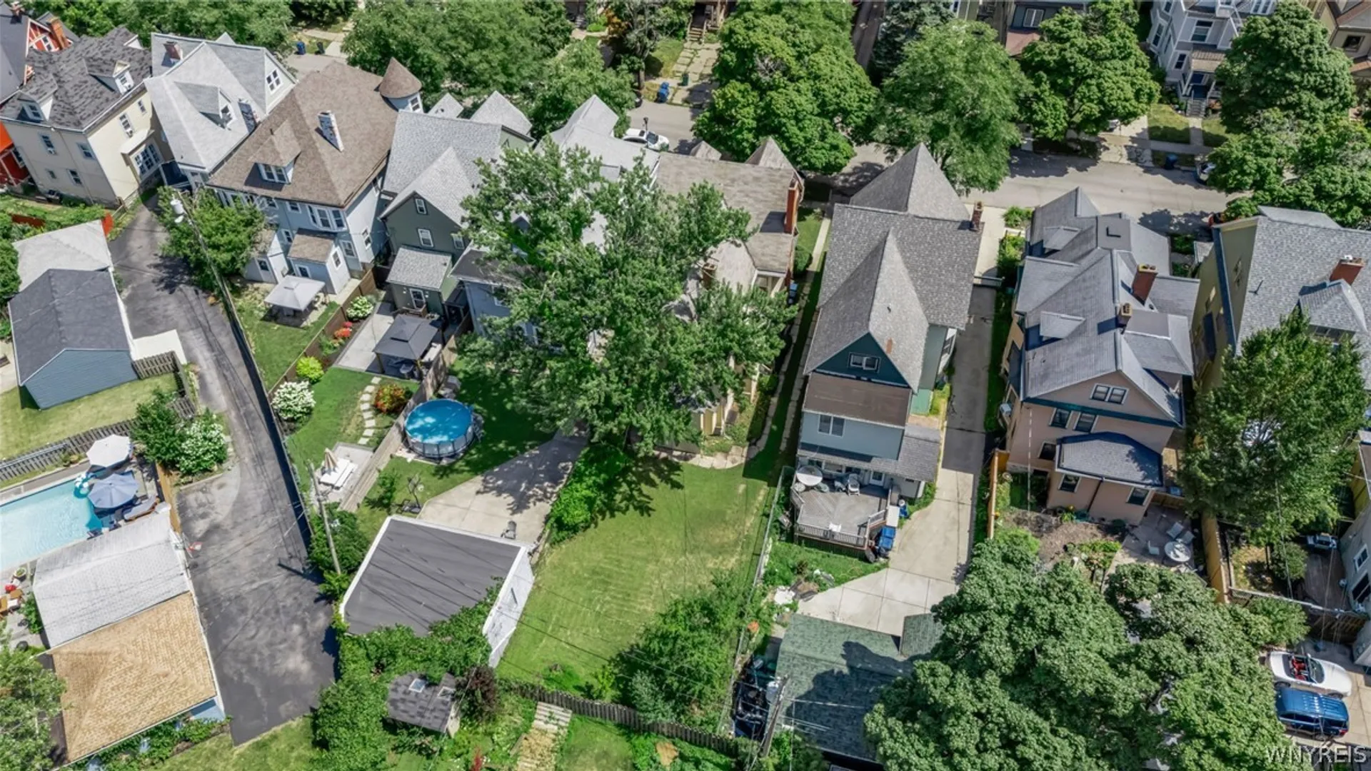 Property at 524 Norwood Avenue, Buffalo, NY 14222 44