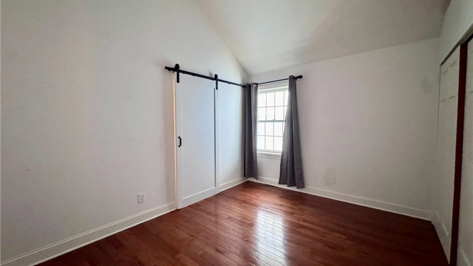 Property at 762 Columbus Parkway, Buffalo, NY 14213 21