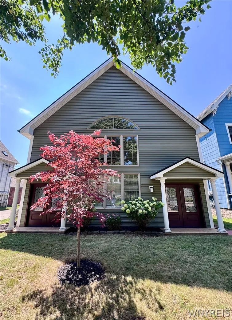 Property at 762 Columbus Parkway, Buffalo, NY 14213