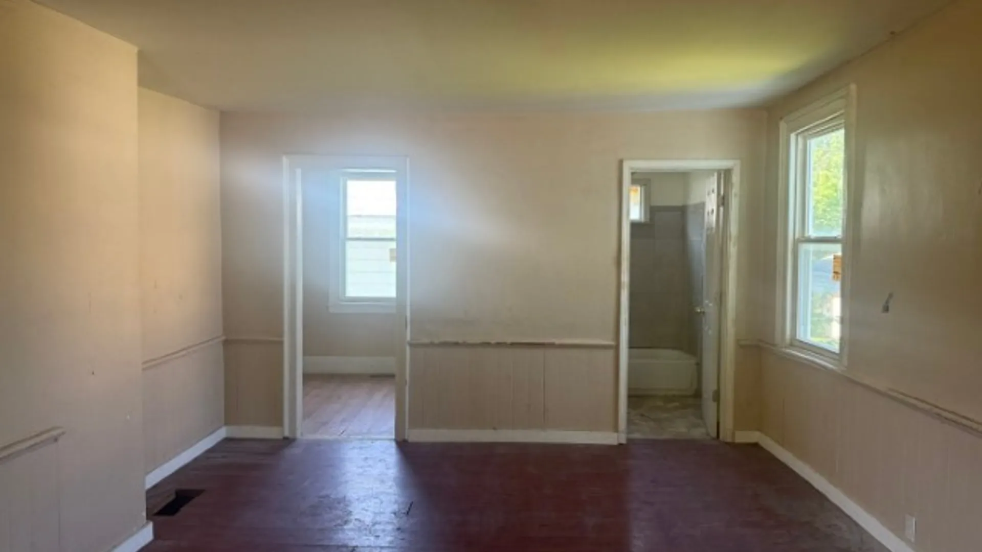 Property at 919 Danforth Street, Syracuse, NY 13208 3
