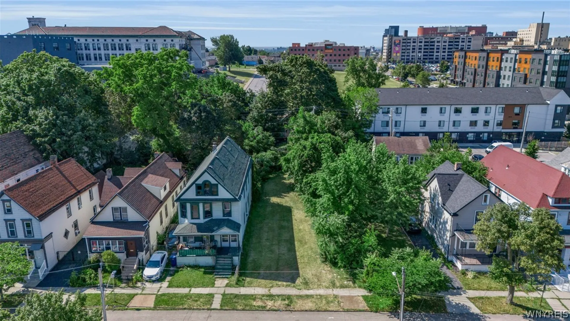Property at 109 Edna Place, Buffalo, NY 14209 3